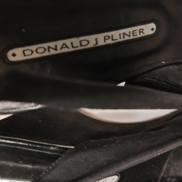 Donald J. Pliner Black Wedge Heel Slingback Shoes - Picture 4 of 4